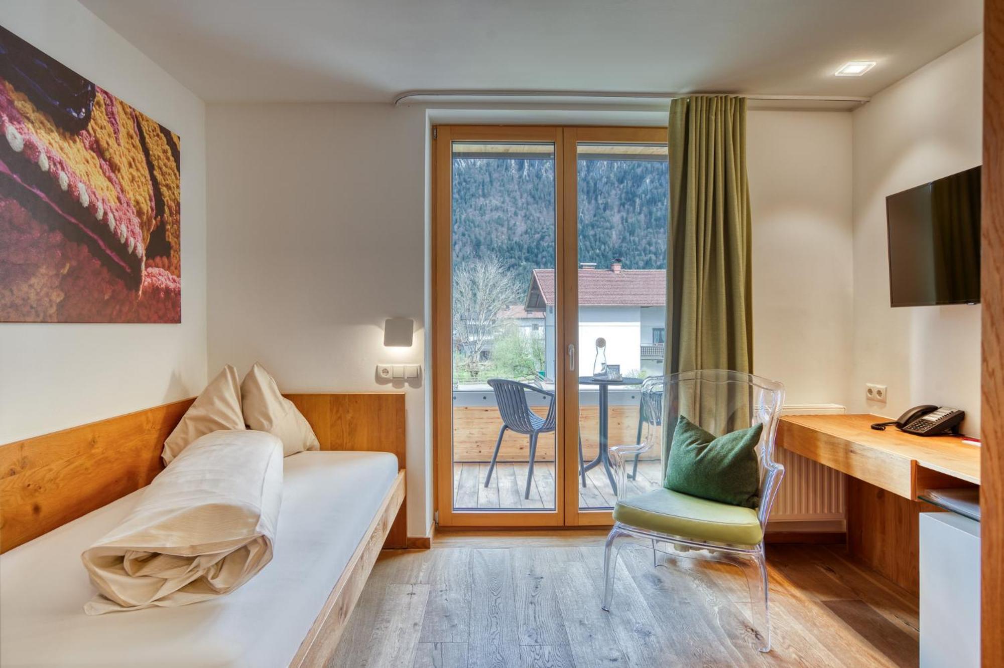 Hotel Wirtshaus Sattlerwirt Ebbs Habitación foto